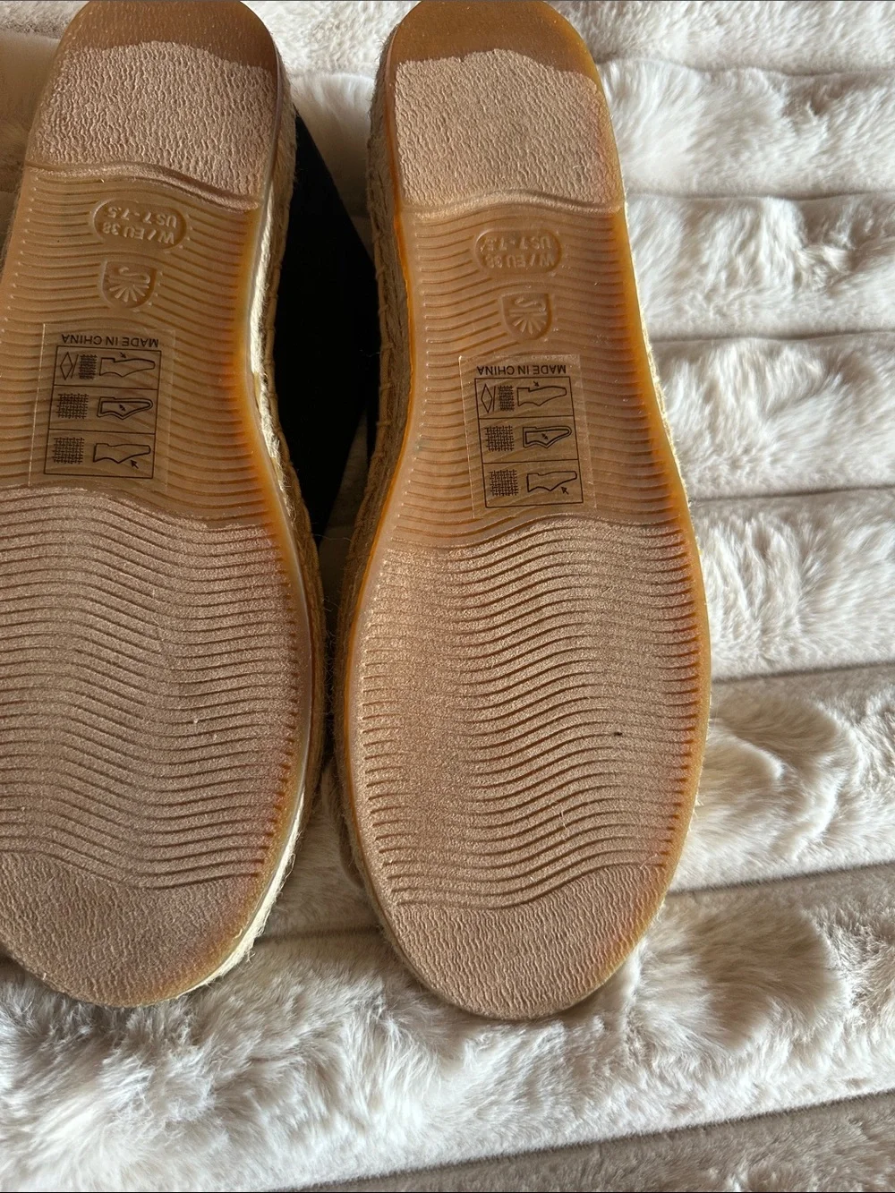 Soludos Black Canvas Slip-On Espadrilles with Natural Jute Trim
